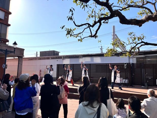 r8統一キャンペーンみんなのステージ歌謡ショー画像