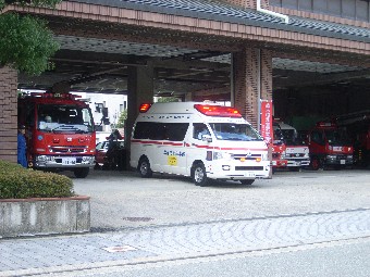 （写真）救急車