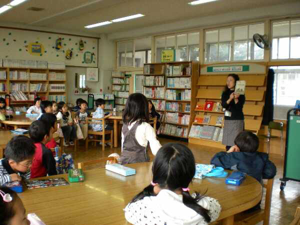 学校図書館の様子