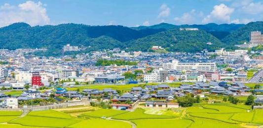 冒頭 山並み写真