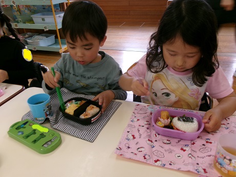 初めてのお弁当